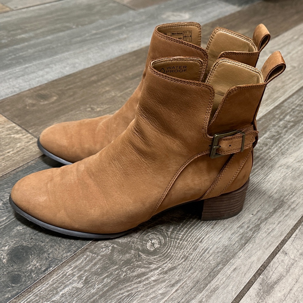 Vionic Sienna (Toffee Color) Ankle Boots